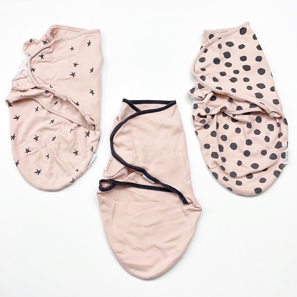 Ely's & Co 3 pack star printed pink baby swaddles